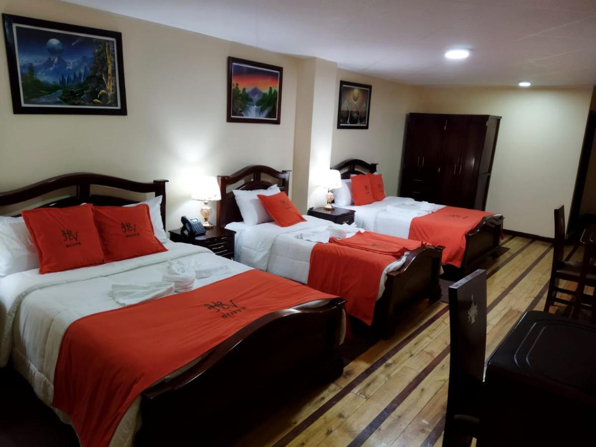 Hotel Velanez Suite Riobamba Exterior foto