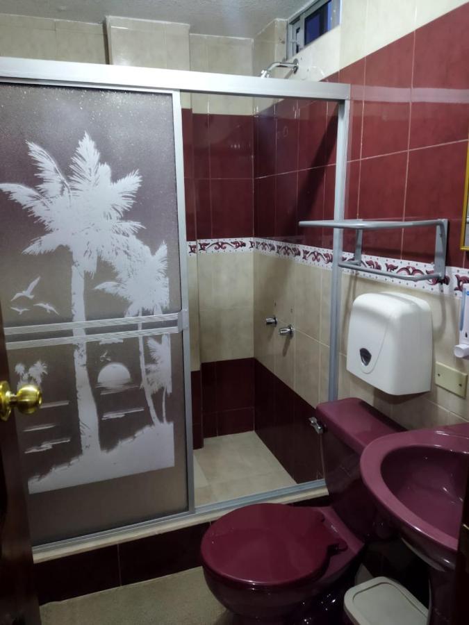 Hotel Velanez Suite Riobamba Exterior foto